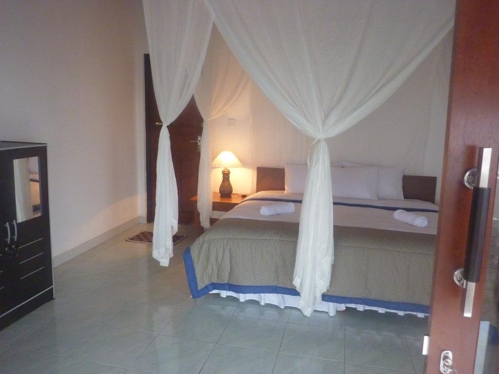 Tambun Sari Beach Homestay Αμέντ Δωμάτιο φωτογραφία